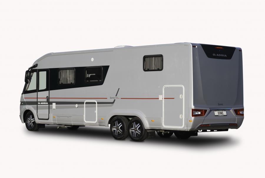  Adria Sonic Supreme 810 2017 года  (фото 2 из 2)